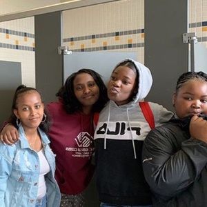 Meet your Posher, Lyric